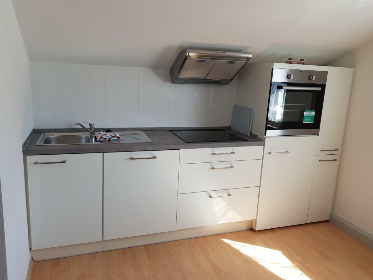 Apartment Debi Fussen Luaran gambar
