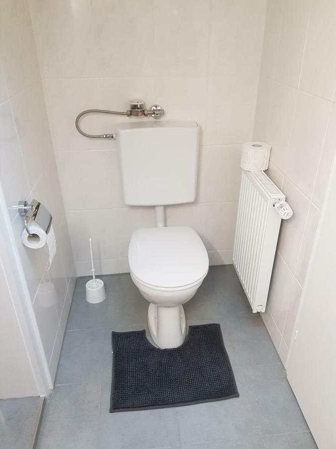 Apartment Debi Fussen Luaran gambar
